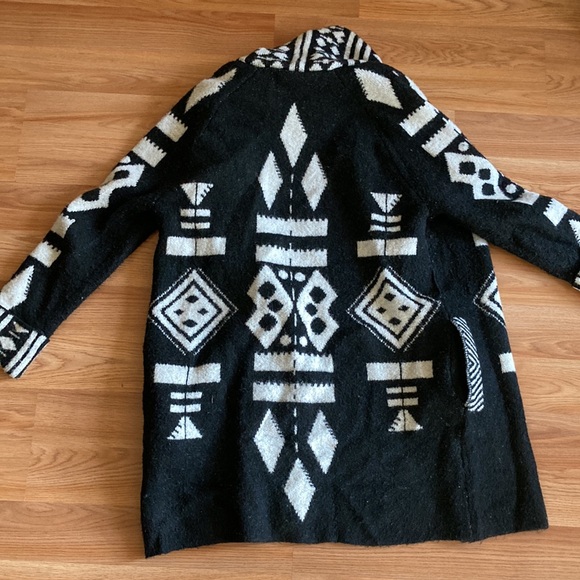 ZARA - Statement black and white duster sweater - Picture 3 of 3